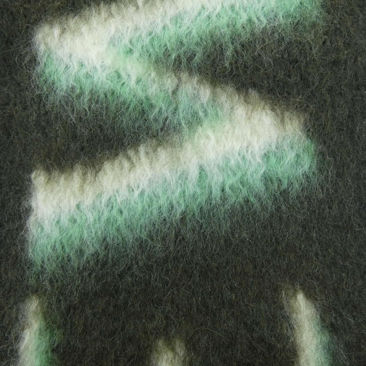 Loewe Scarf Green — view 4