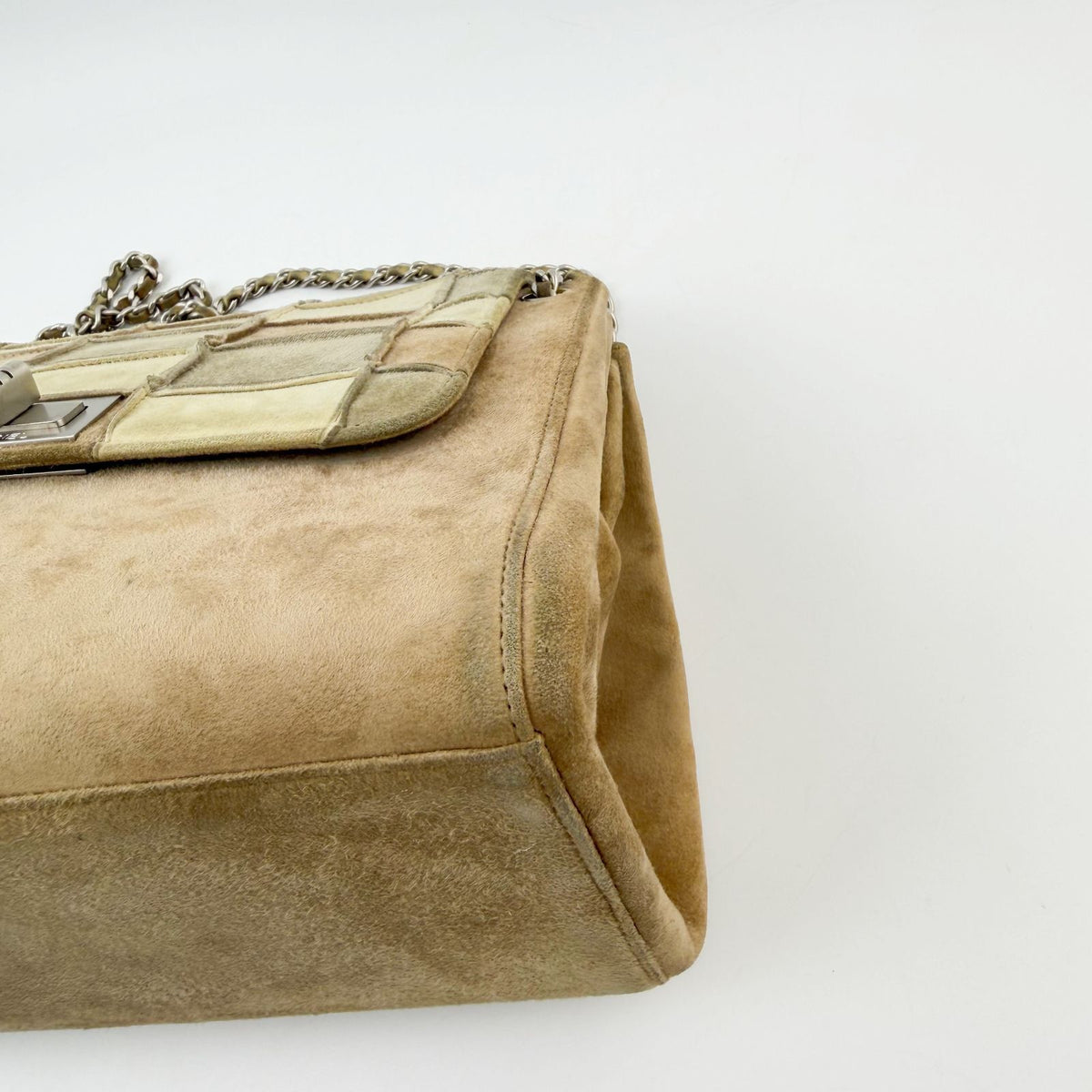 Chanel Patchwork Turnlock 2.55 Chain Shoulder Bag Suede Brown Beige Khaki — view 8