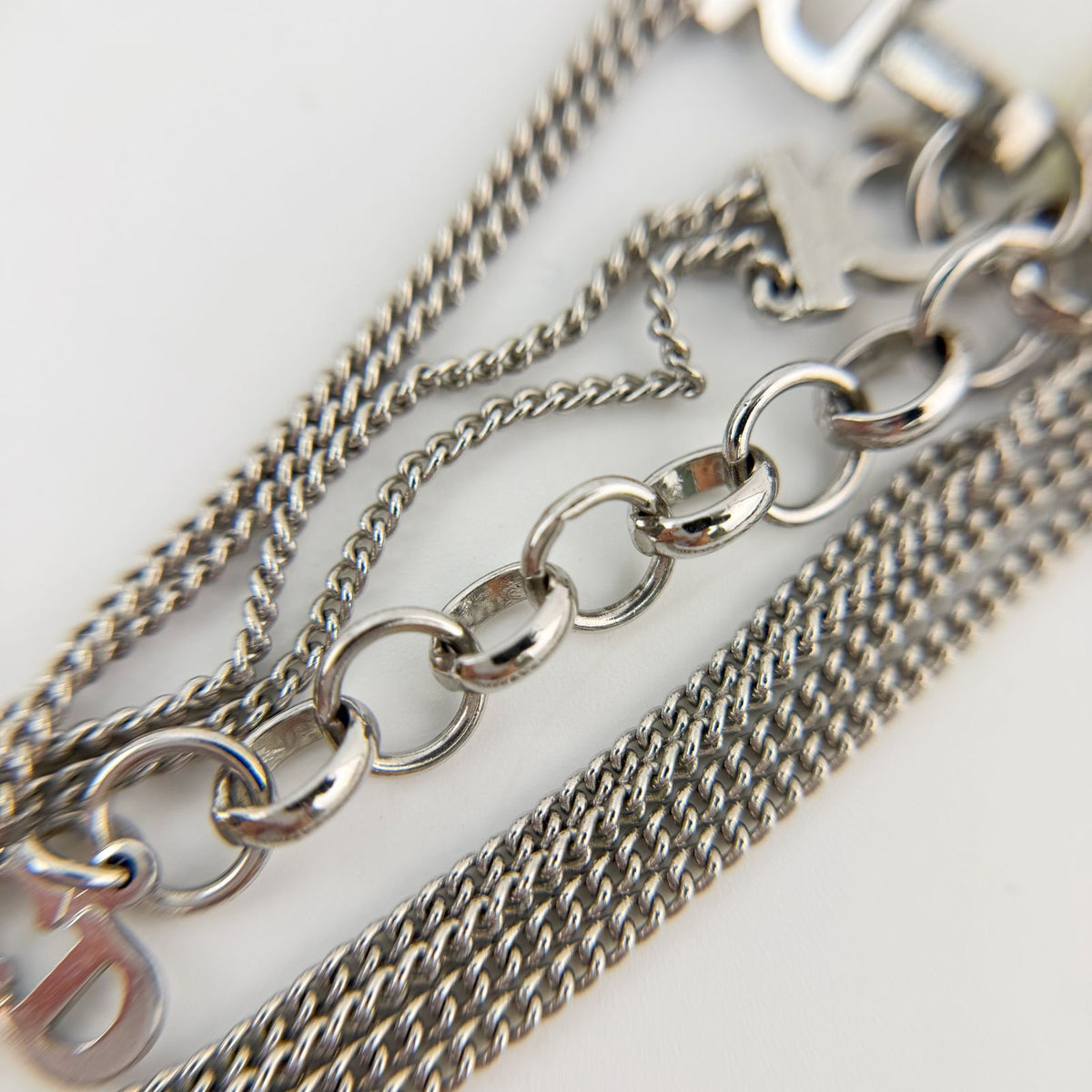 Dior Logo Circle Chain Necklace Plated Silver Vintage — view 8
