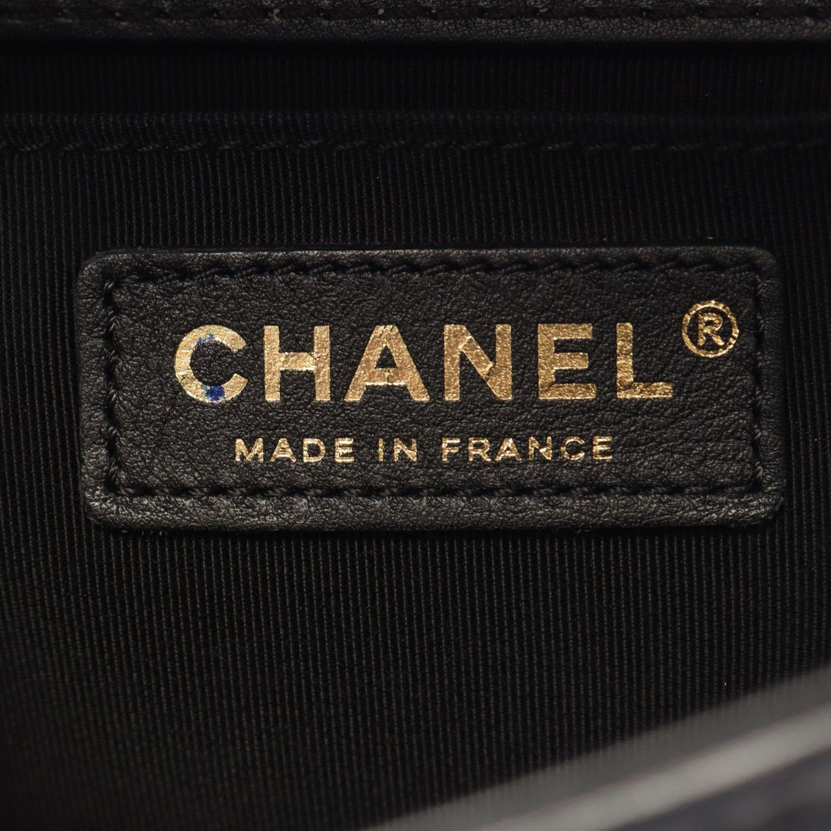 Chanel Shoulder Bag Boy Small Black Gold Lambskin V-stitch Chain — view 4