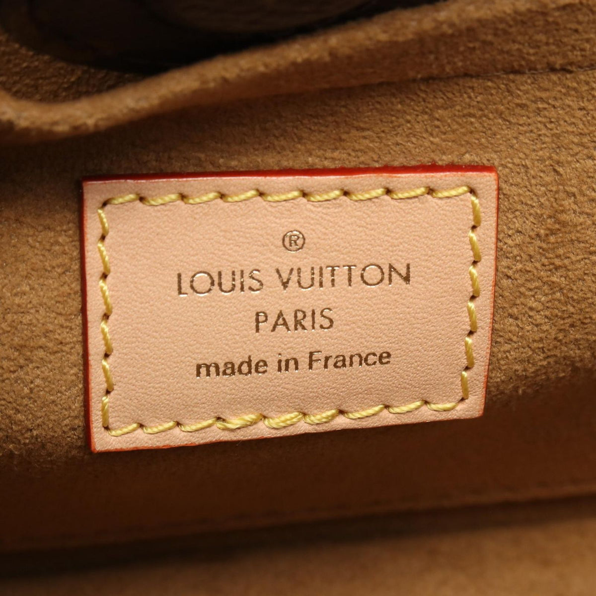Louis Vuitton Handbag Around Me Monogram Leather — view 4