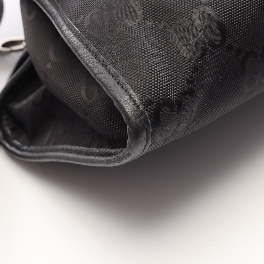Gucci Shoulder Bag Off the Grid GG Pattern 2-Way Black Gold Leather — view 6