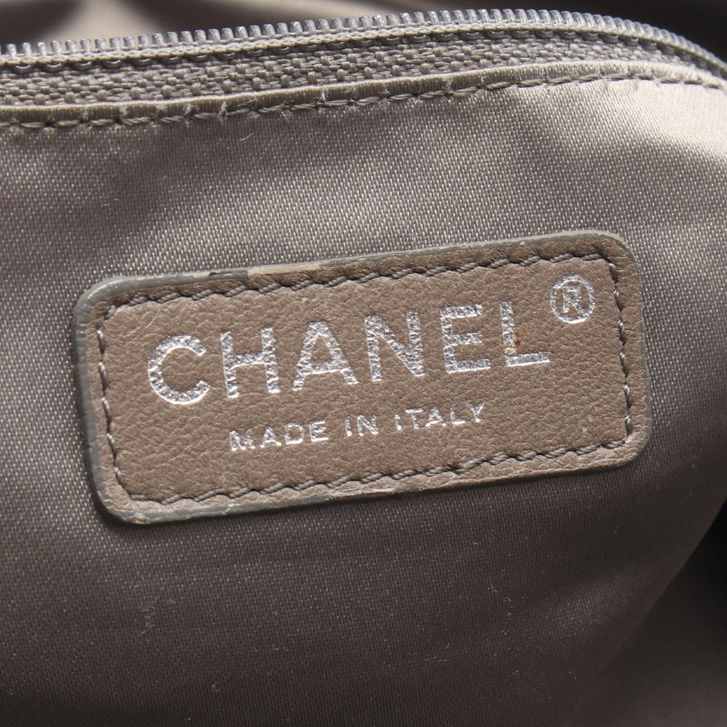 Chanel Tote Bag Ladyblade Large Black Leather — view 4