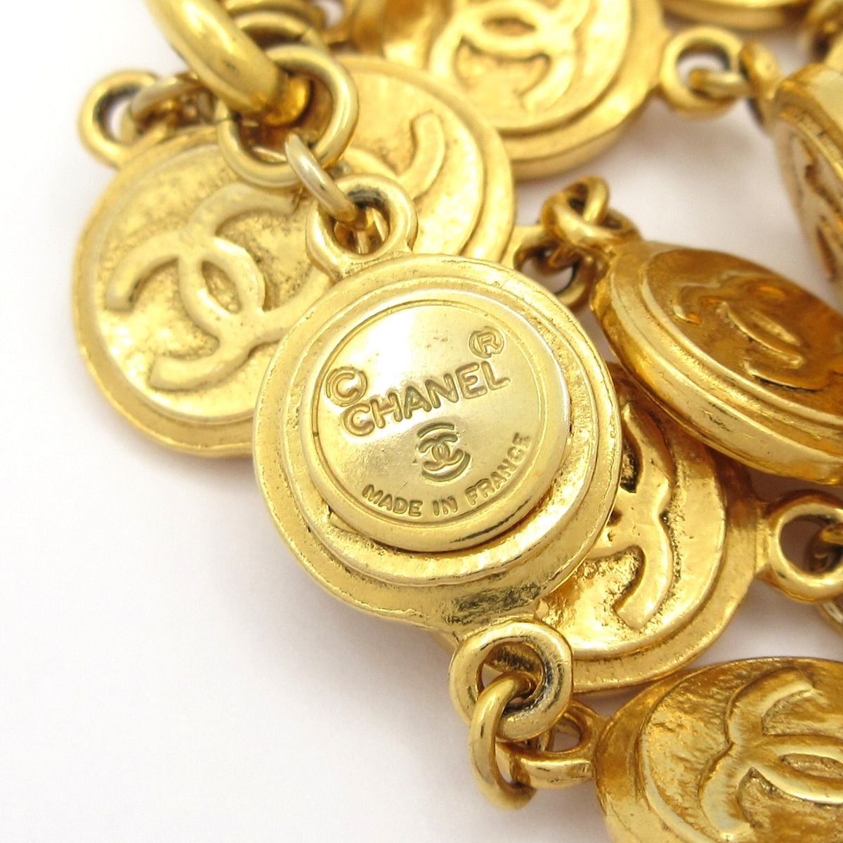 Chanel Bracelet CC Logo Gold Coin — view 4