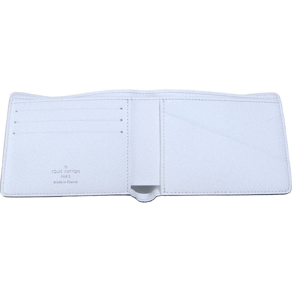 Louis Vuitton Taigarama Portefeuille Multiple Antarctica Compact Wallet Bifold — view 5