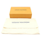 Louis Vuitton Taigarama Alpha Messenger Blanc Shoulder Bag White Leather Silver — view 8