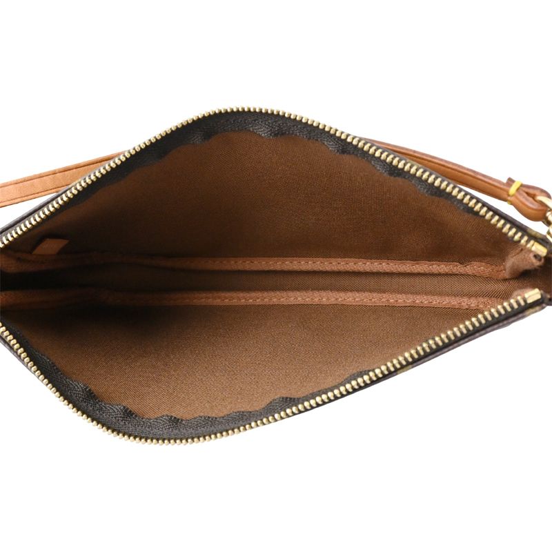 Louis Vuitton Pouch Brown — view 6