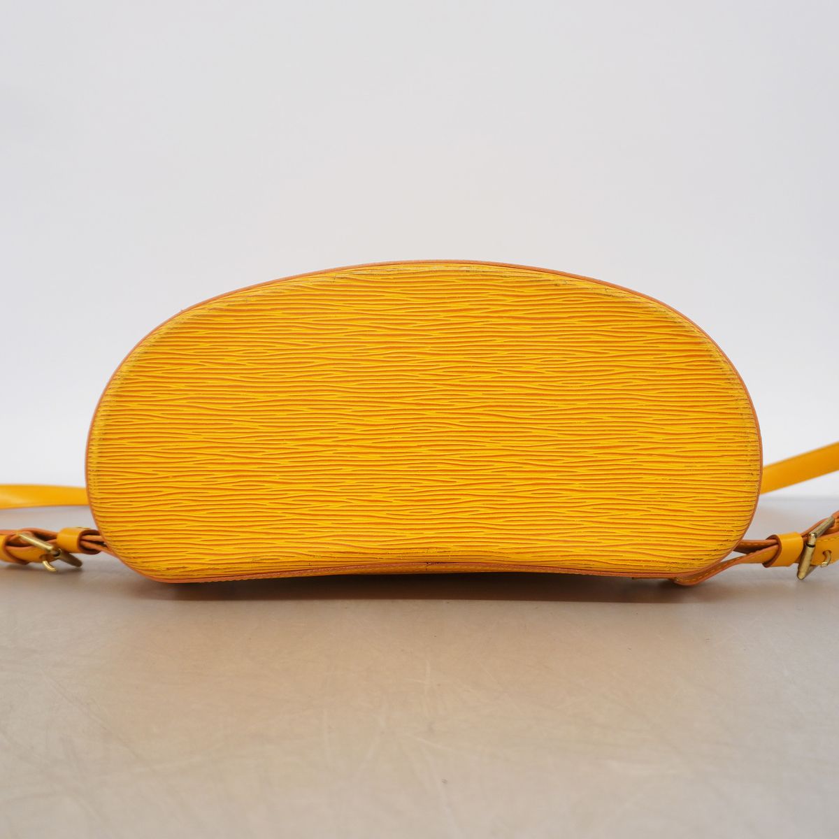Louis Vuitton Backpack Epi Gobelin Weave Jaune — view 3