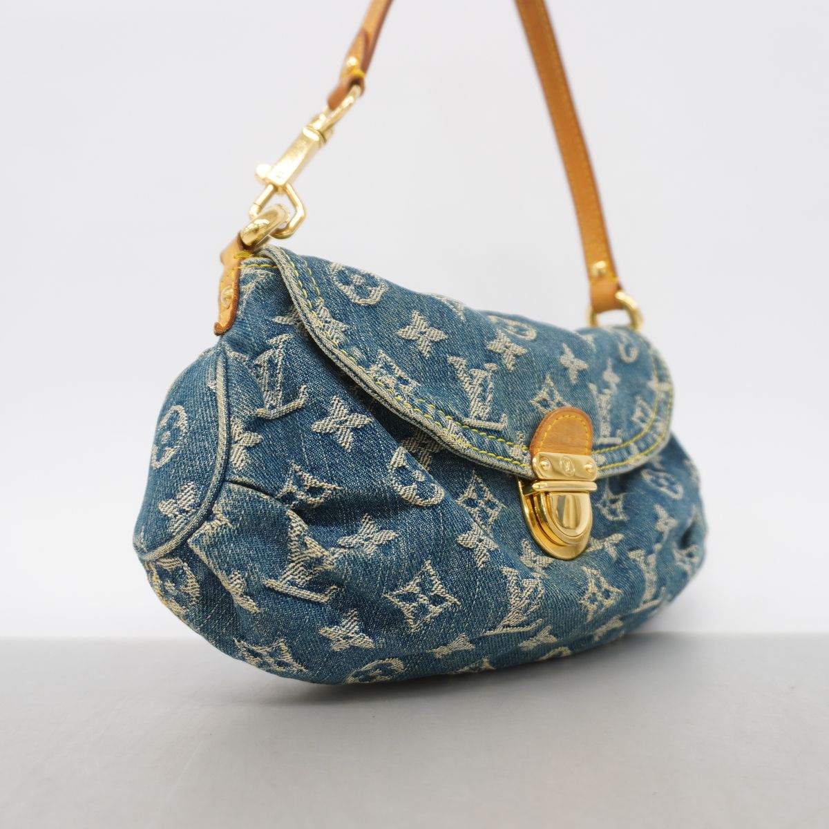 Louis Vuitton Shoulder Bag Monogram Denim Mini Pleaty Blue — view 2