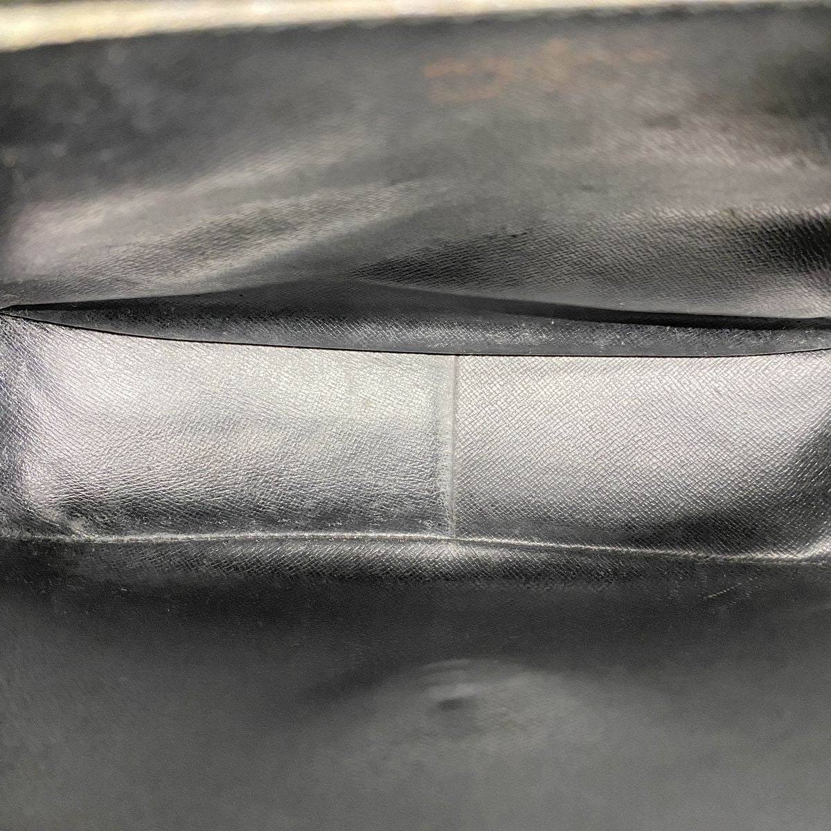 Louis Vuitton Shoulder Bag Epi Saint-cloud Noir — view 4