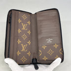 Louis Vuitton Wallet Monogram Zippy Vertical Blue — view 3
