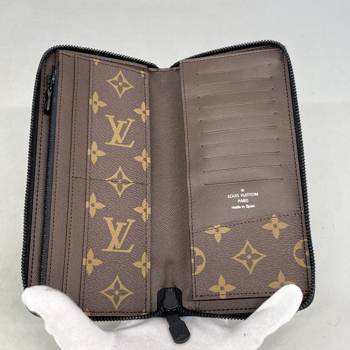 Louis Vuitton Wallet Monogram Zippy Vertical Blue — view 3