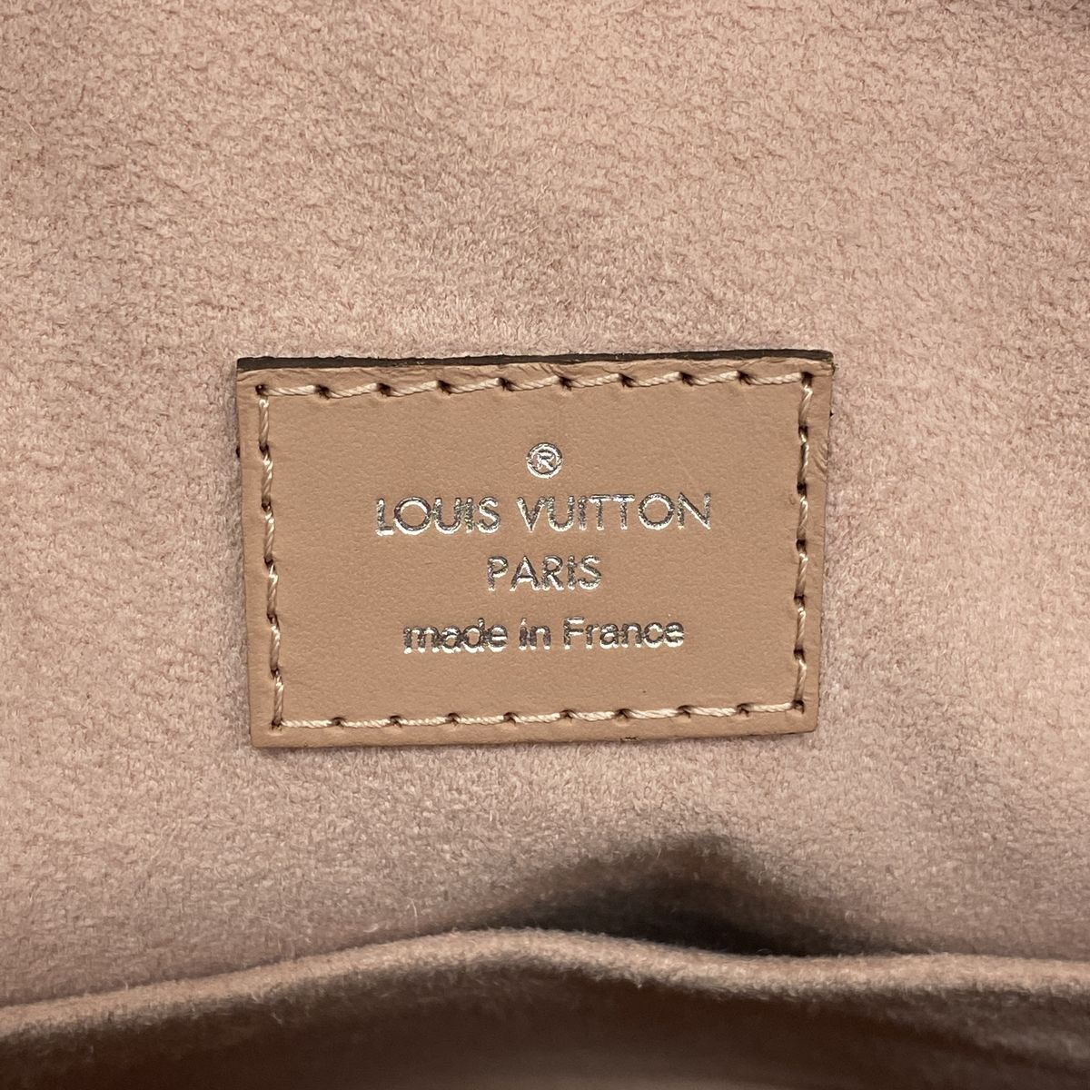Louis Vuitton Handbag Mahina Asteria Magnolia 2-Way Bag — view 5