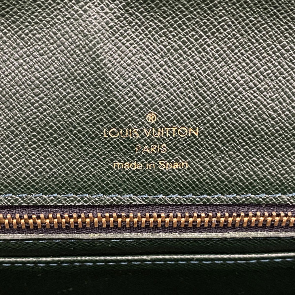 Louis Vuitton Clutch Taiga Selenga Epi Sea — view 5