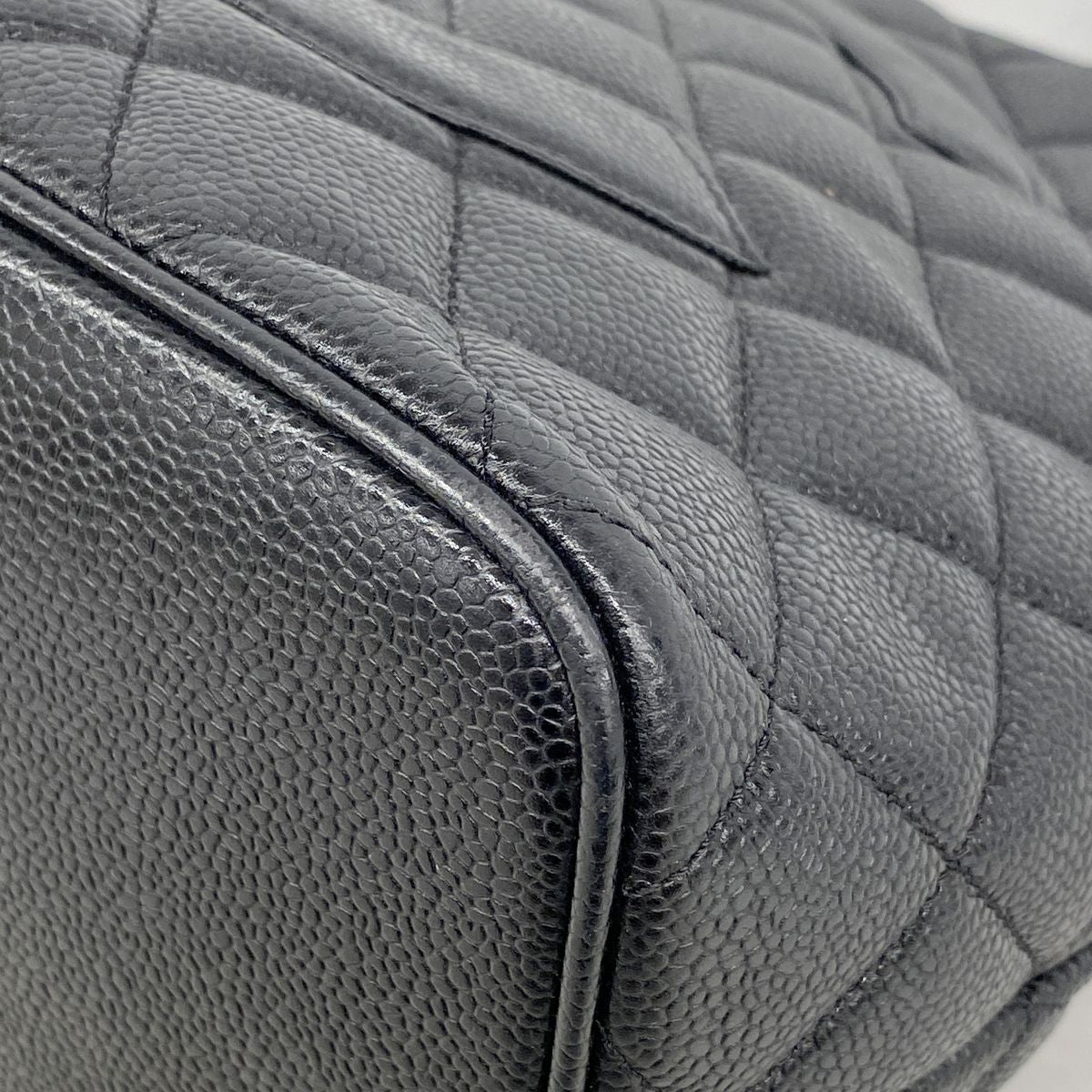 Chanel Tote Bag Reissue Caviar Leather Black Gold — view 7