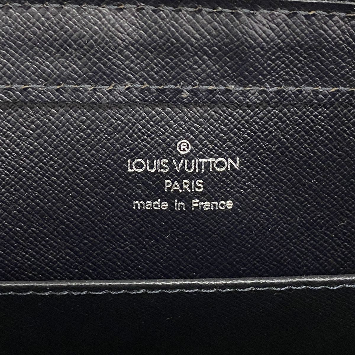 Louis Vuitton Clutch Taiga Baikal Ardoise — view 5