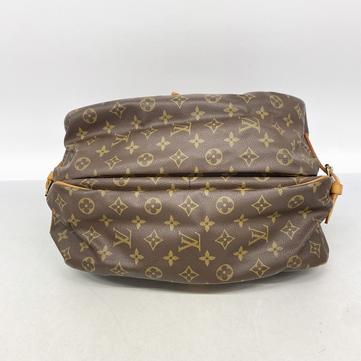 Louis Vuitton Shoulder Bag Monogram Saumur 35 Brown — view 3