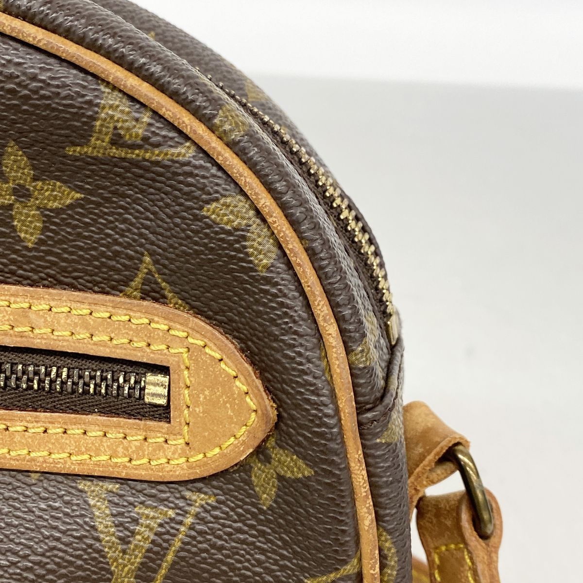 Louis Vuitton Shoulder Bag Monogram Senlis Brown — view 7