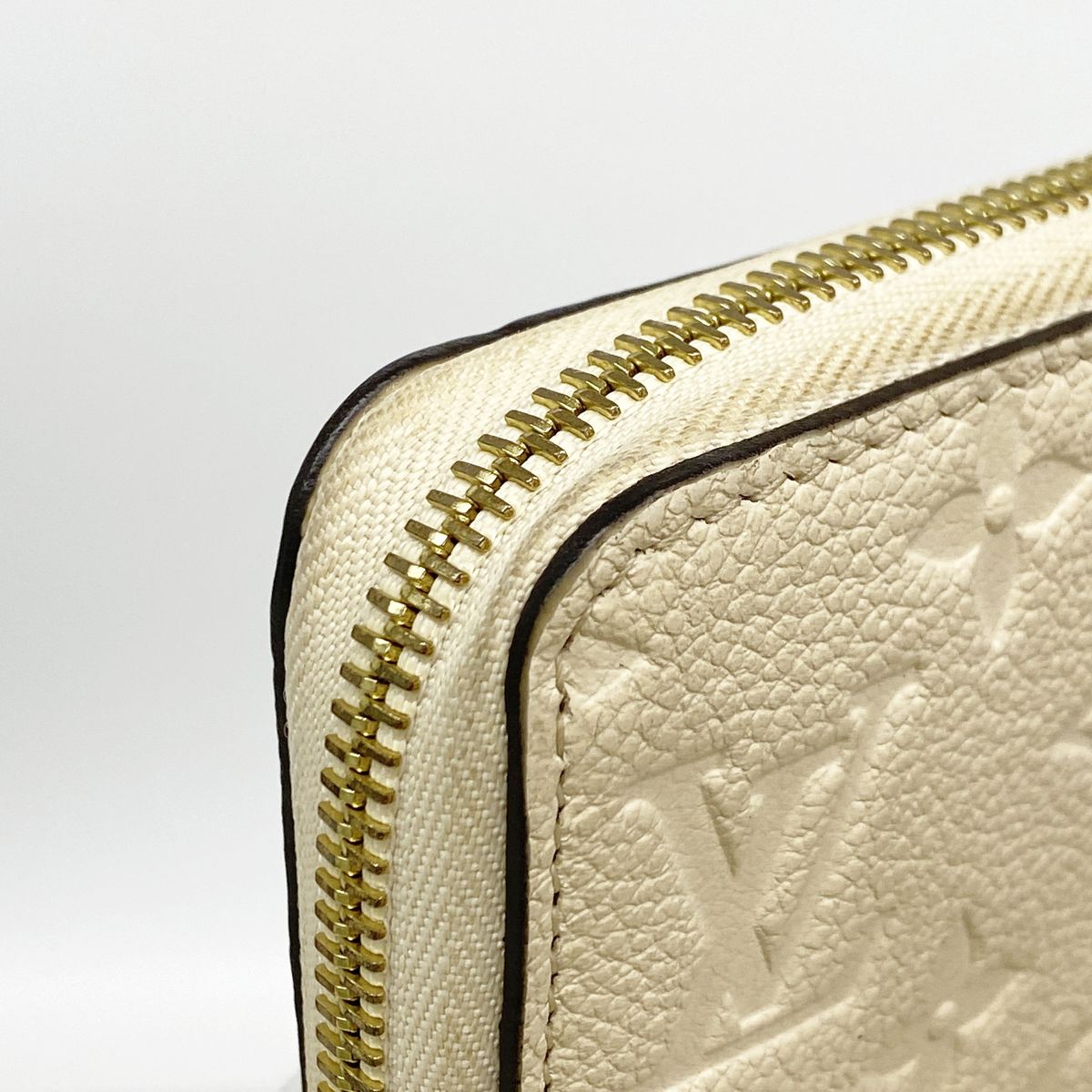 Louis Vuitton Wallet Monogram Empreinte Zippy Cream — view 7