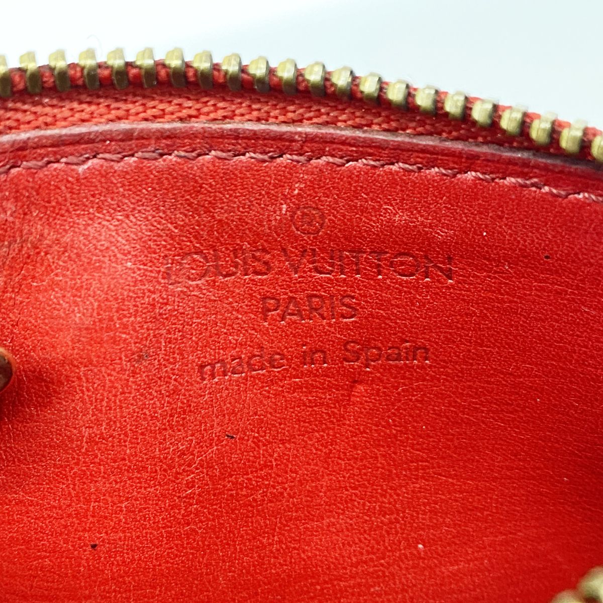 Louis Vuitton Coin Purse Epi Pochette Cles Castilian Red — view 4