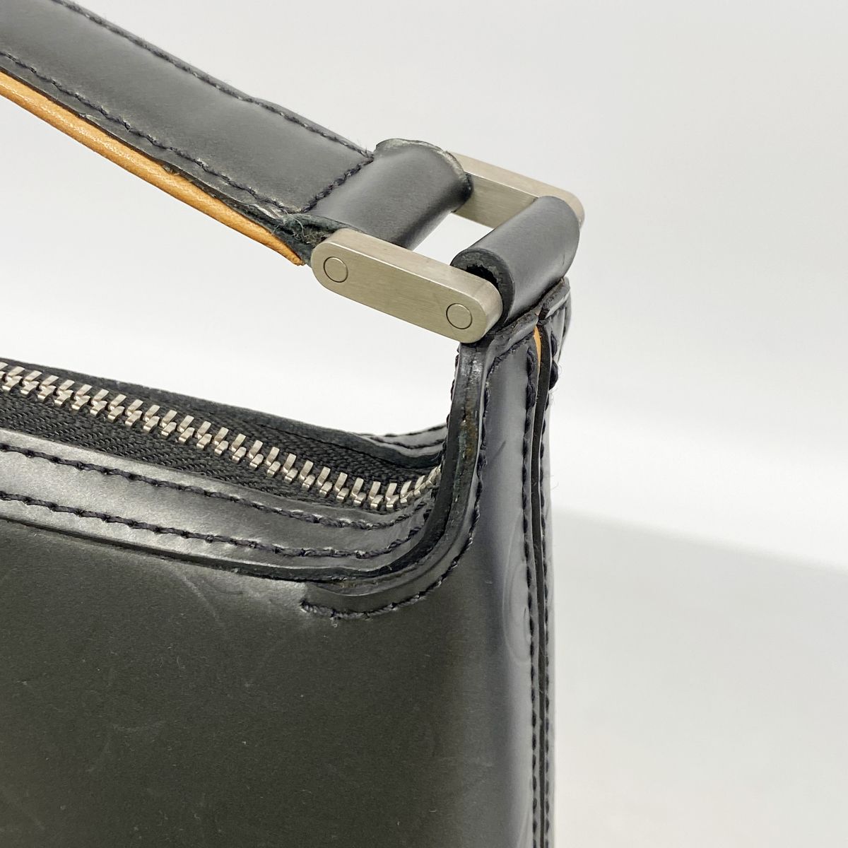 Louis Vuitton Shoulder Bag Monogram Matt Sutter Noir — view 7
