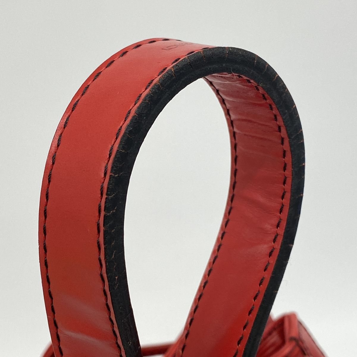 Louis Vuitton Shoulder Bag Epi Petit Noe Castilian Red — view 8