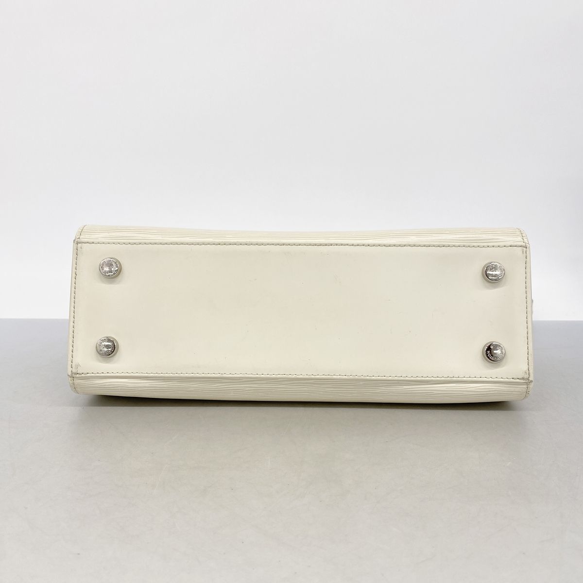 Louis Vuitton Handbag Epi Blair MM Ivoire 2-Way Bag — view 3