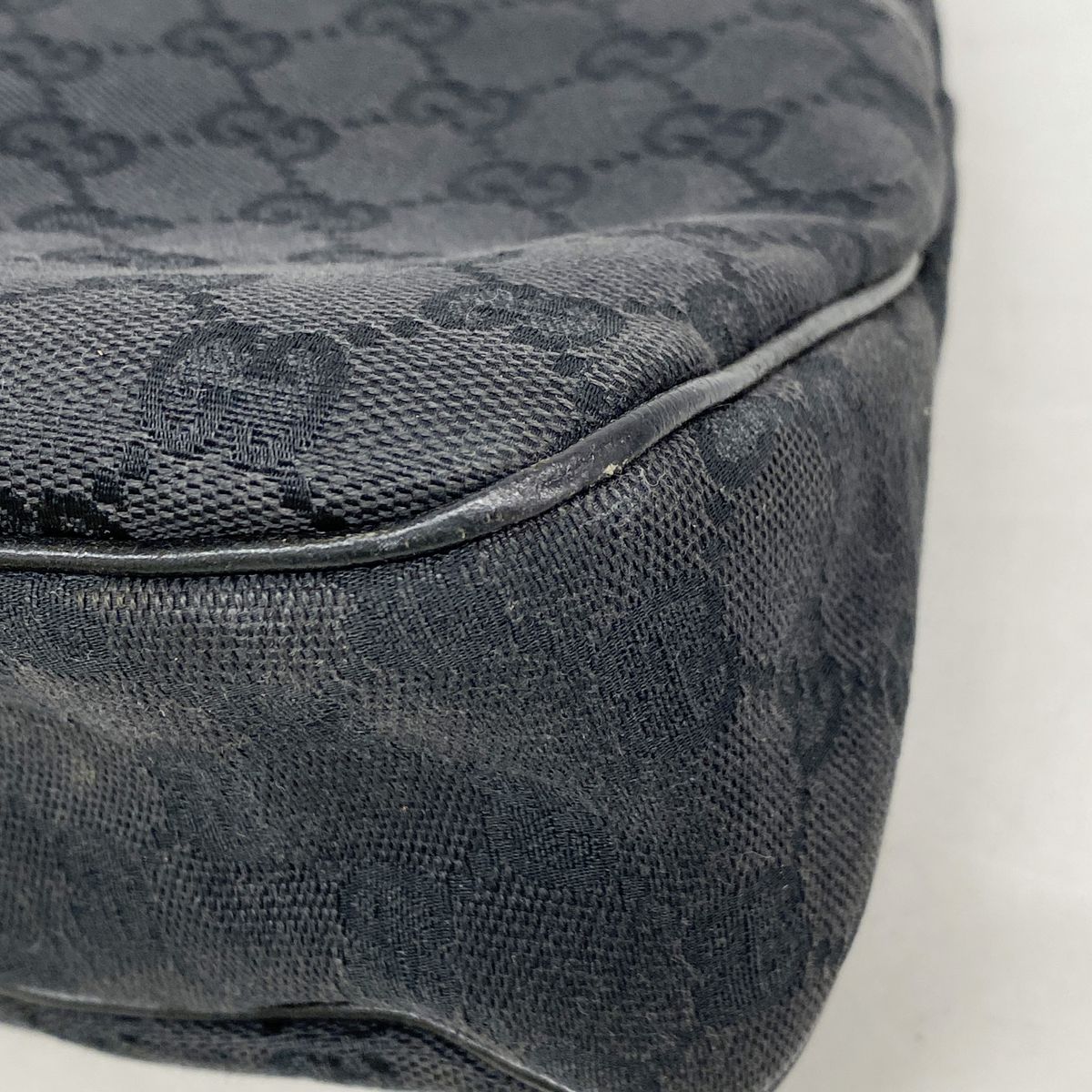 Gucci Handbag GG Canvas Black Silver — view 6