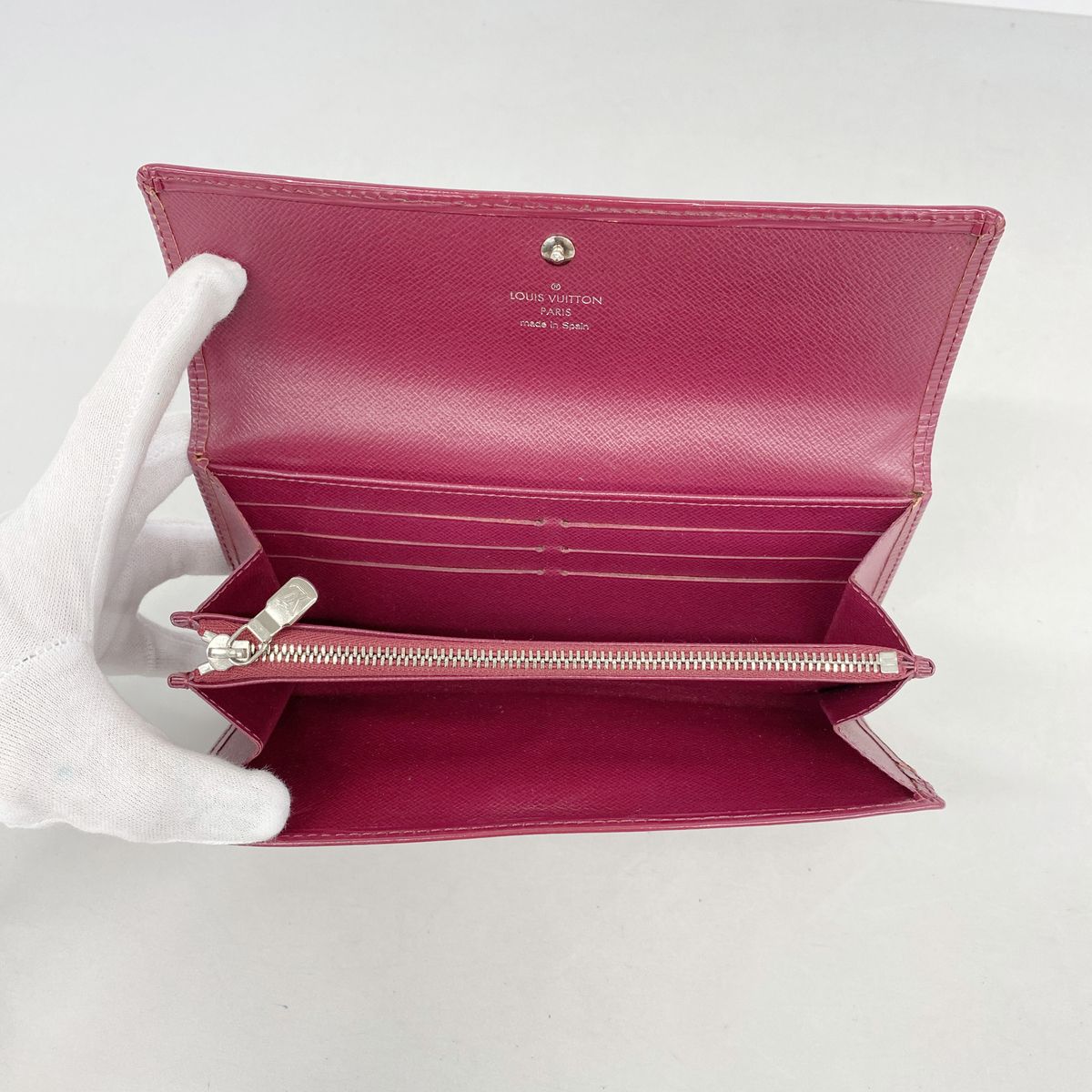 Louis Vuitton Wallet Epi Portefeuille Sarah Fuchsia — view 3