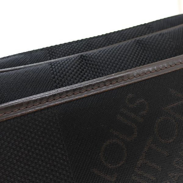 Louis Vuitton Damier Geant Acrobatics — view 5
