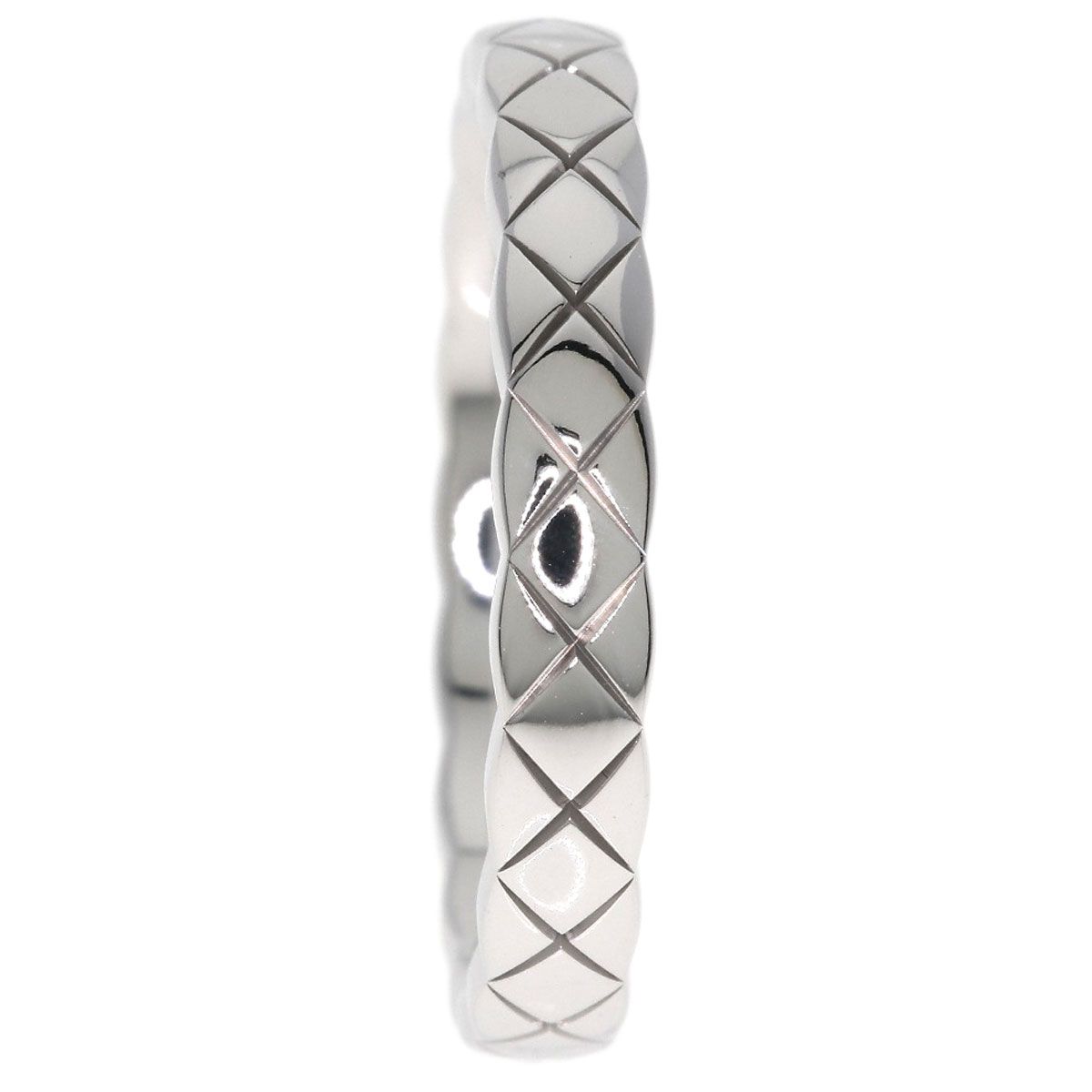 Chanel Coco Crush Small 54 Ring 18K White Gold — view 3