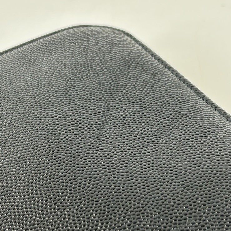 Saint Laurent Clutch Black Leather Gold — view 8