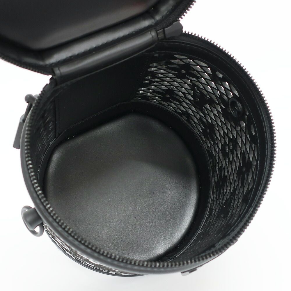 Louis Vuitton Cannes Vanity Shoulder Bag 2-Way Monogram Lace Black — view 6