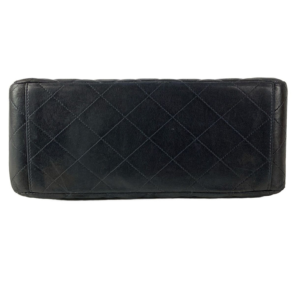 Chanel Shoulder Bag Trapezoid Quilted Black Gold Lambskin — view 5