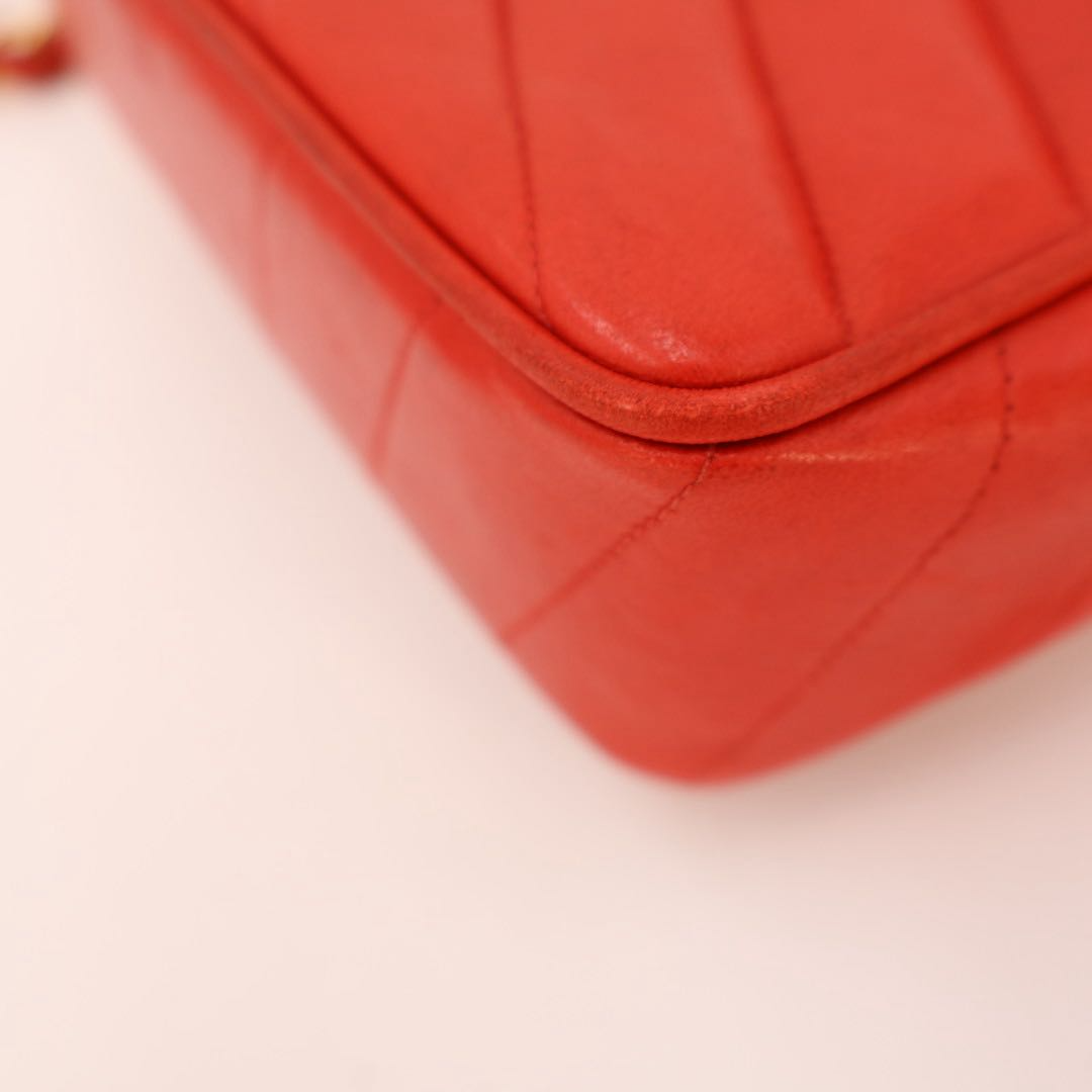 Chanel Shoulder Bag Red — view 5