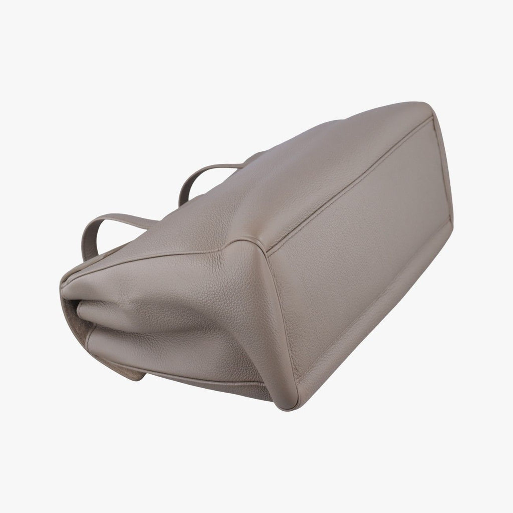 Celine Large 16 Tote Bag Gray Leather — view 7