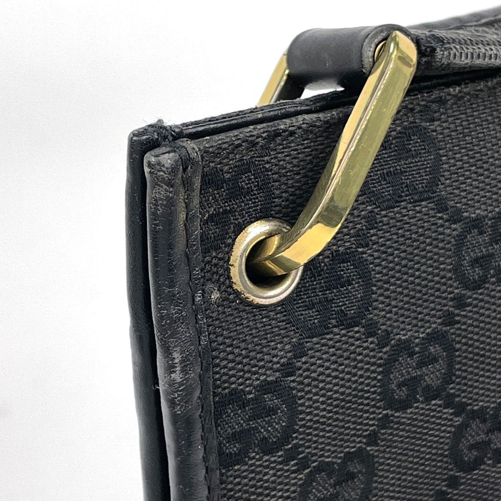 Gucci Shoulder Bag GG Pattern Canvas Black — view 5