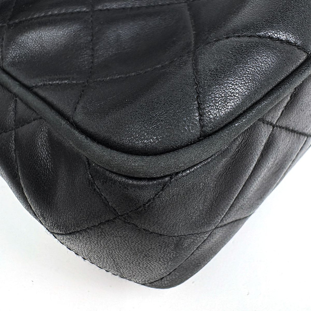 Chanel Shoulder Bag CC Logo Fringe Leather Black — view 3