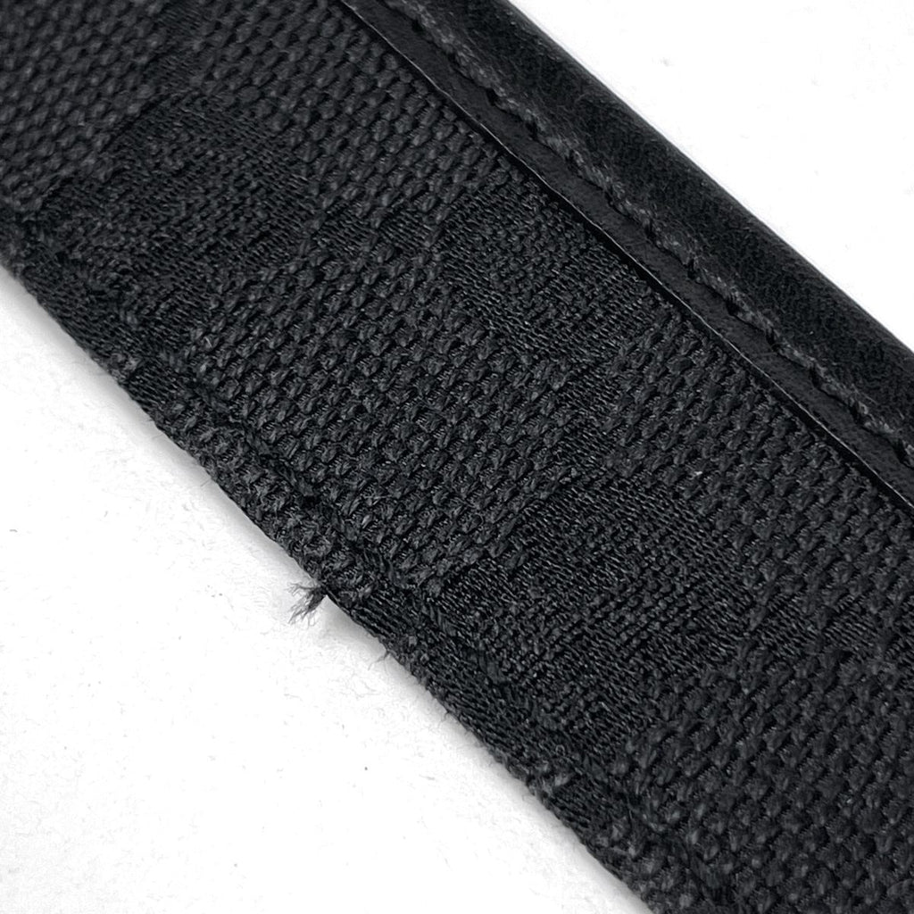 Gucci Shoulder Bag GG Pattern Canvas Black — view 4