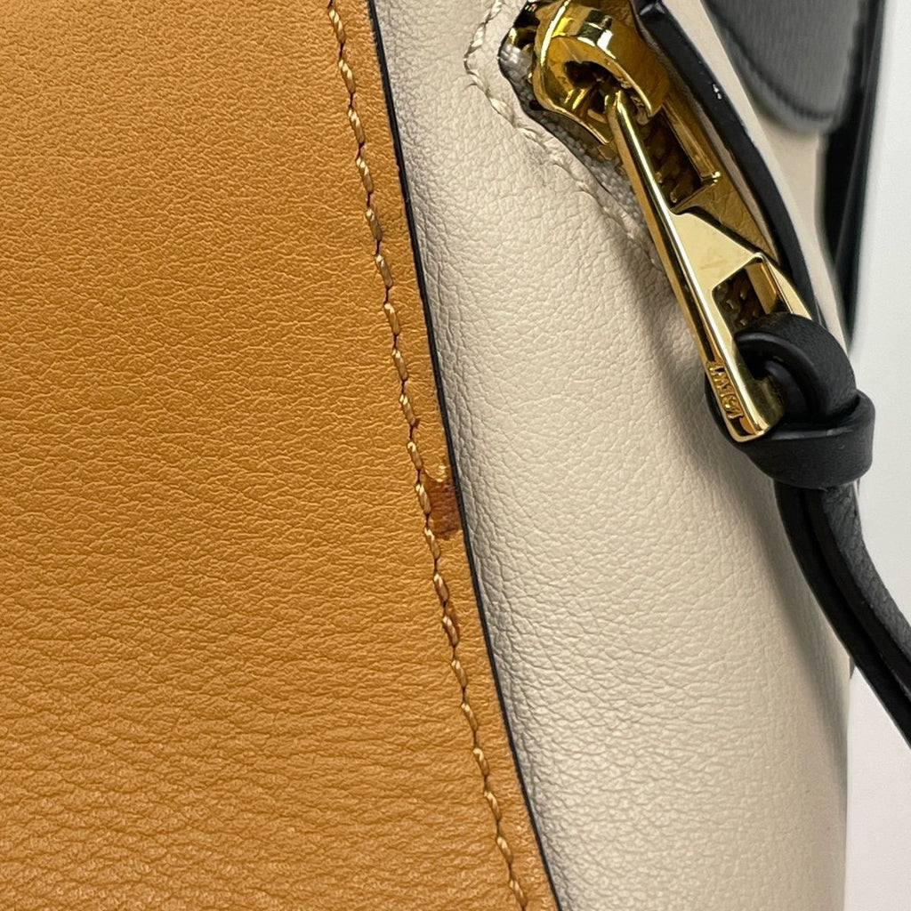 Loewe Handbag Hammock Bag Small 2-Way Leather Beige Black — view 4