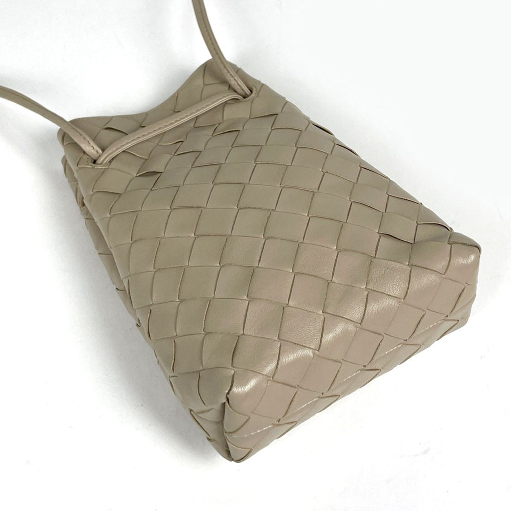 Bottega Veneta Shoulder Bag Leather Beige — view 2