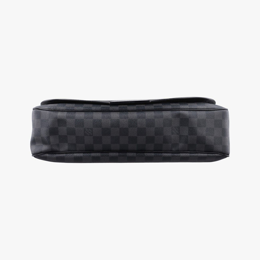 Louis Vuitton Daniel GM Noir Damier Graphite — view 3