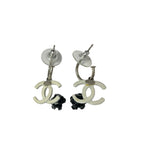 Chanel Earrings White Black CC Logo Camellia — view 2