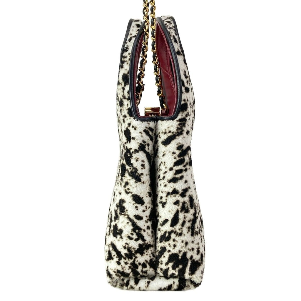Chanel Shoulder Bag Small Shopping White Black — view 2