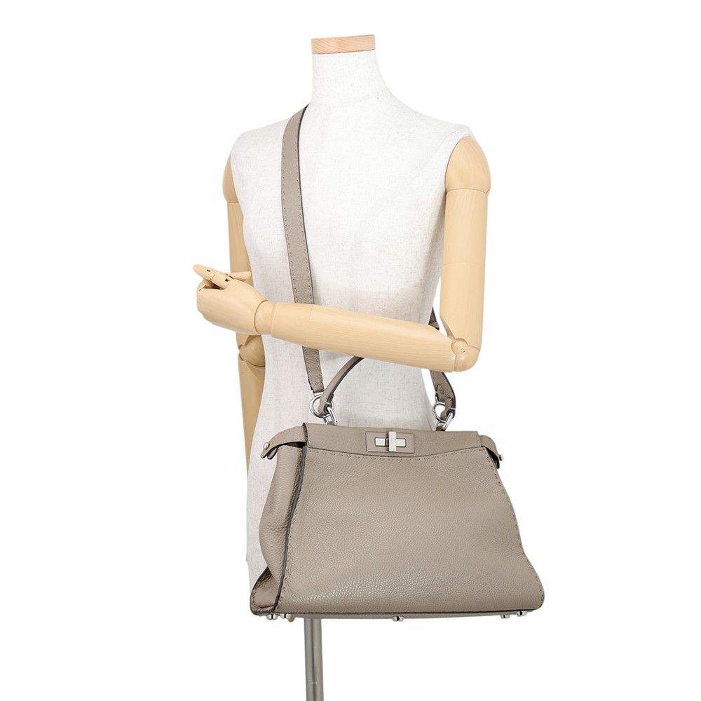 Fendi Selleria Peekaboo Leather Medium 2-Way Shoulder Bag — view 5