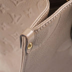 Louis Vuitton Monogram Empreinte On The Go MM Tote Bag Beige Leather — view 6
