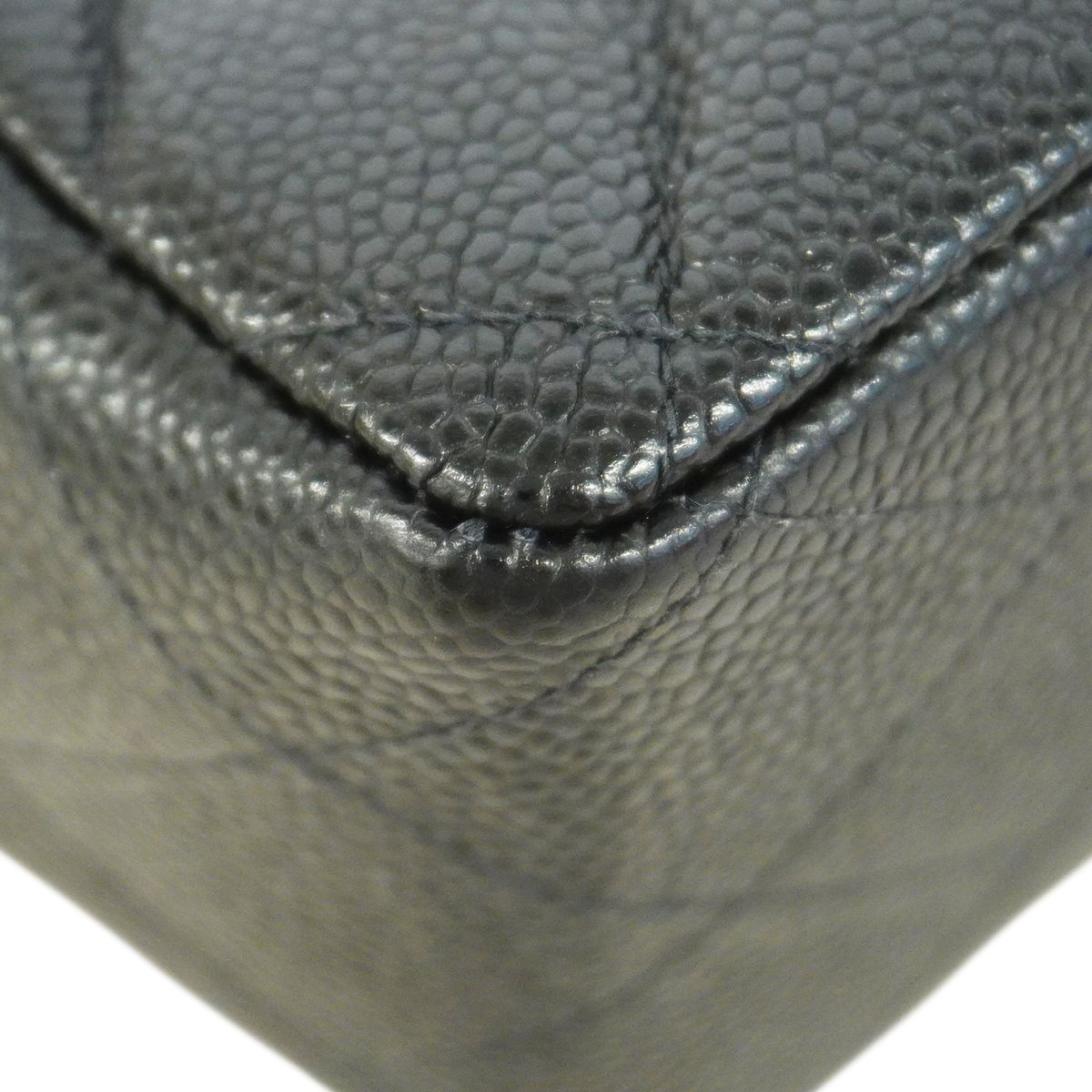 Chanel Shoulder Bag Maxi Quilted Caviar Leather Black Silver — view 7