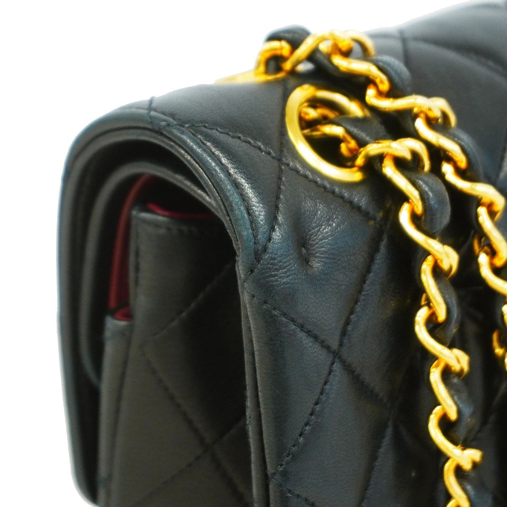 Chanel Shoulder Bag Quilted Lambskin Black Gold — view 7