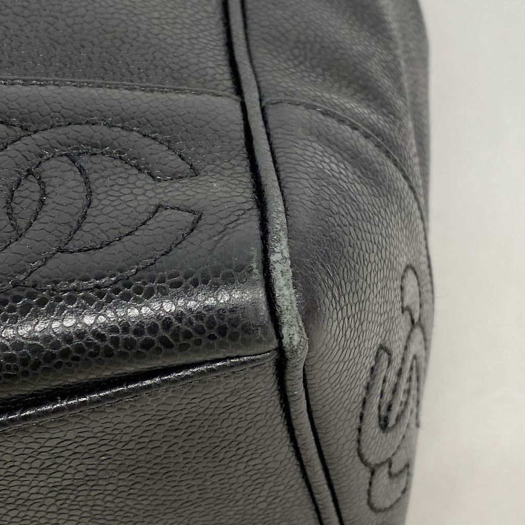 Chanel Shoulder Bag Triple Coco Caviar Leather Black Gold — view 6