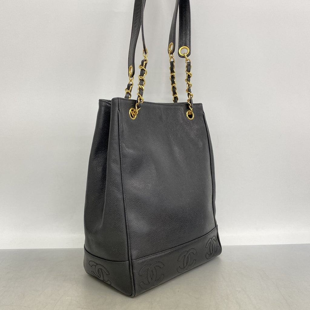 Chanel Shoulder Bag Triple Coco Caviar Leather Black Gold — view 2